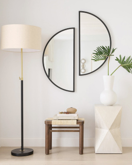 Чёрное настенное зеркало “Омаха”