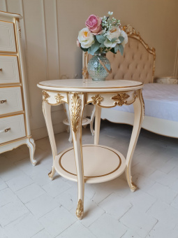 Кофейный столик Николет