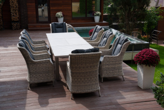 Набор: ГАРДА раскладной обед. стол + 8 кресел БЕРГАМО (цвет серый)