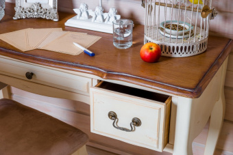 Стол письменный ST9347