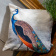 Интерьерная подушка «Величественно окрашенный портрет павлина» (версия 1)