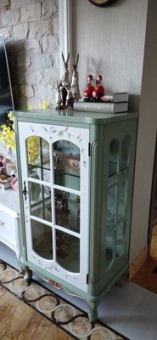 Витрина с одной дверью Fleur chantante, Светло-зеленая