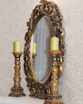 Овальное зеркало в золотой раме “Гойя”