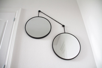 Balance M Black (Баланс) Зеркала на подвесе в тонкой раме 90*80 см