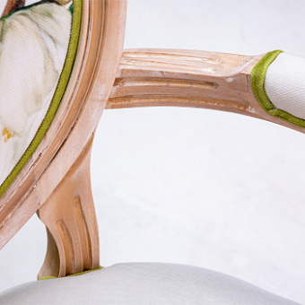 Полукресло «Цветущая аристократка» (лайт голд), версия 1