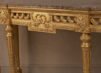 Консоль Джованна четыре ножки