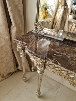 Консоль Джованна шесть ножек