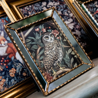 Картина «Бал сказок. Сова» в раме «Аксель»