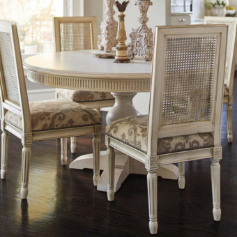 Обеденный стол Марсель