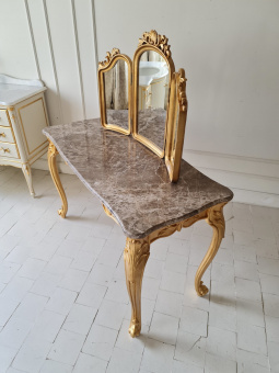 Консоль Жозефина